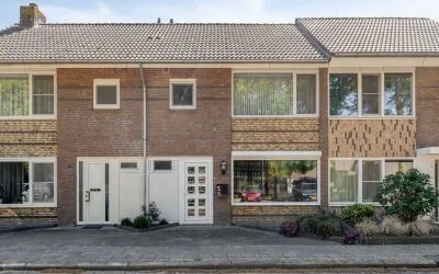 Tussenwoning te koop: Schommerveld 10, Houtenhoek Deurne
