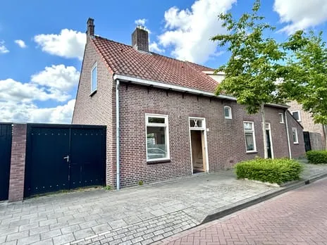 Twee-onder-één-kap te koop: Schonckweg 13, Centrum Oost 1 Etten-Leur