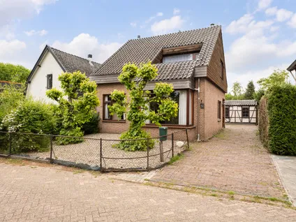 Vrijstaande woning te koop: Schooldwarsweg 31, Austerlitz Austerlitz