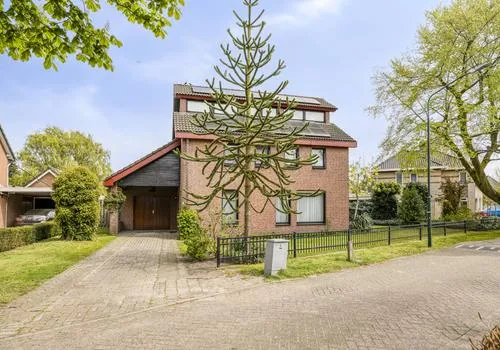 Vrijstaande woning te koop: Schoolhuisweg 10, Eerde Veghel