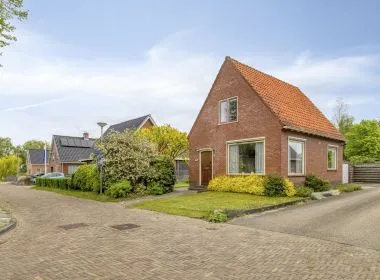 Vrijstaande woning te koop: Schoollaantje 1, Bebouwde kom Tolbert Tolbert