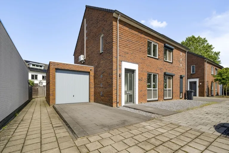 Hoekwoning te koop: Schoolpad 103, Roermond
