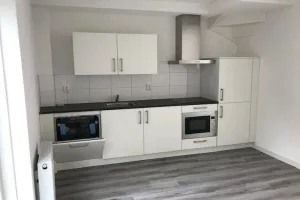 Woning te huur: Schoolsteeg, Pieterswijk Leiden
