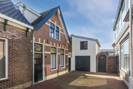 Tussenwoning te koop: Schoolstraat 10, Egmond aan Zee Egmond Aan Zee