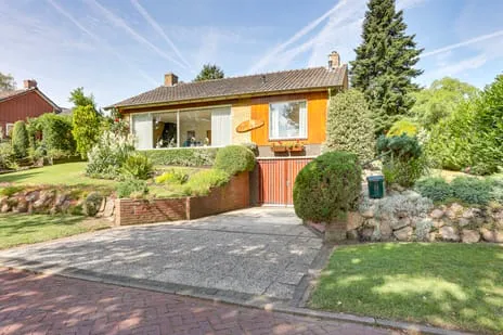 Vrijstaande woning te koop: Schoolstraat 12, Markelo Markelo
