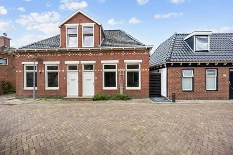 Twee-onder-één-kap te koop: Schoolstraat 15, Winsum Noord - West Winsum (Gr)