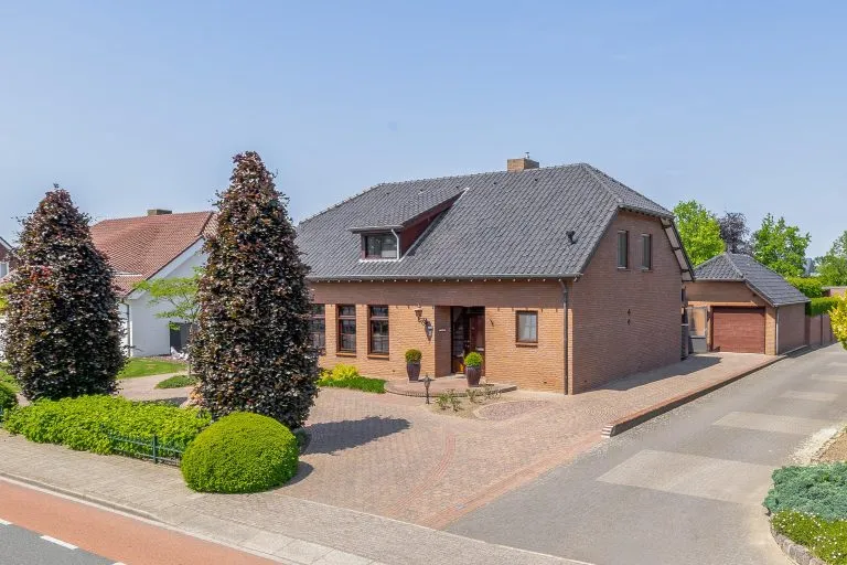 Vrijstaande woning te koop: Schoolstraat 153, Belfeld