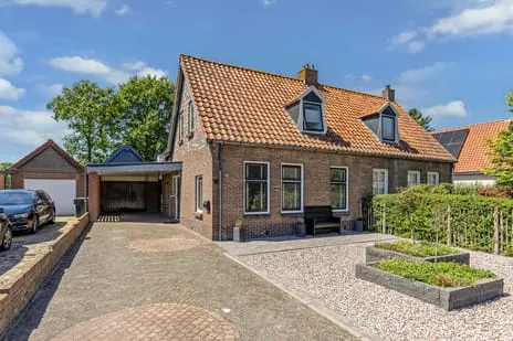 Twee-onder-één-kap te koop: Schoolstraat 16, Oosterstreek Oosterstreek