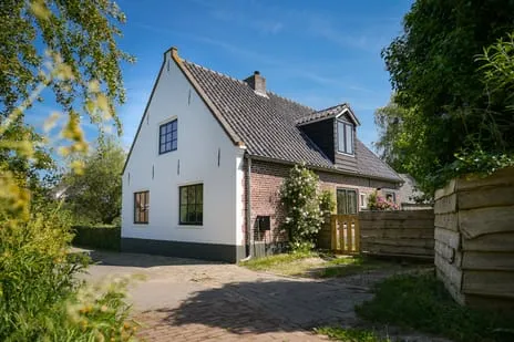 Vrijstaande woning te koop: Schoolstraat 19, Well Well (Ge)
