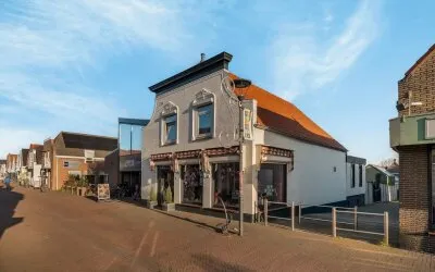 Appartement te koop: Schoolstraat 1A, Strijen