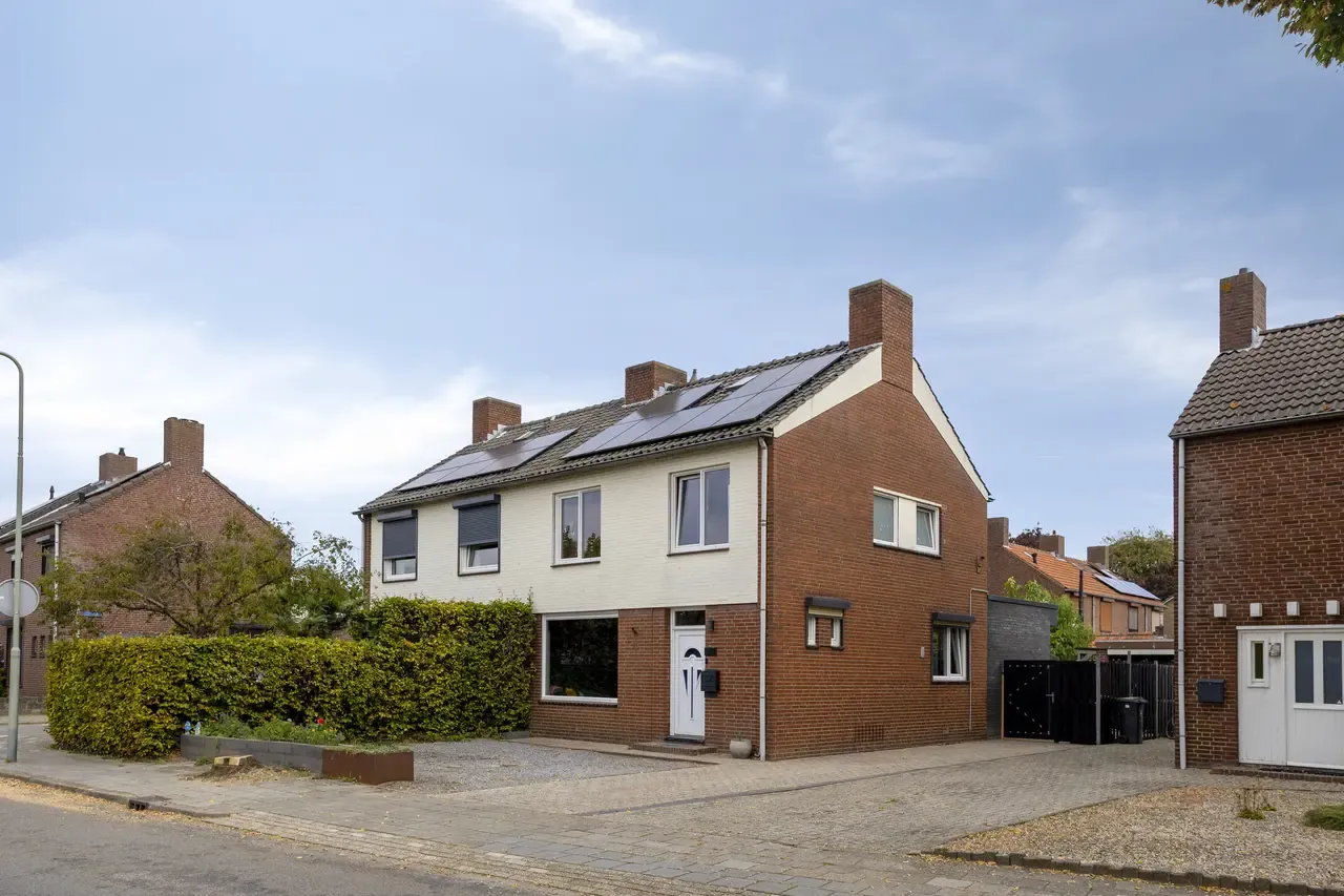 Twee-onder-één-kap te koop: Schoolstraat 26, Herten