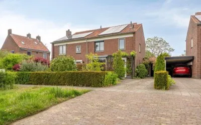 Tussenwoning te koop: Schoolstraat 27, Eefde Eefde