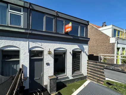 Tussenwoning te koop: Schoolstraat 27K006, Dorp Hoek Van Holland