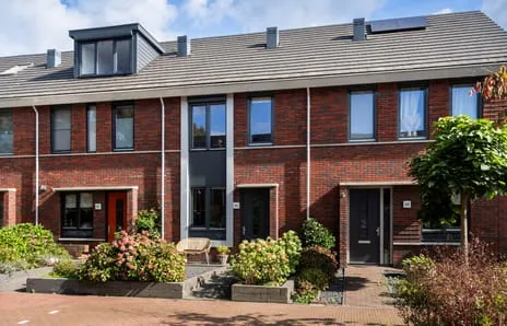 Tussenwoning te koop: Schoolstraat 33, Ederveen dorp Ederveen