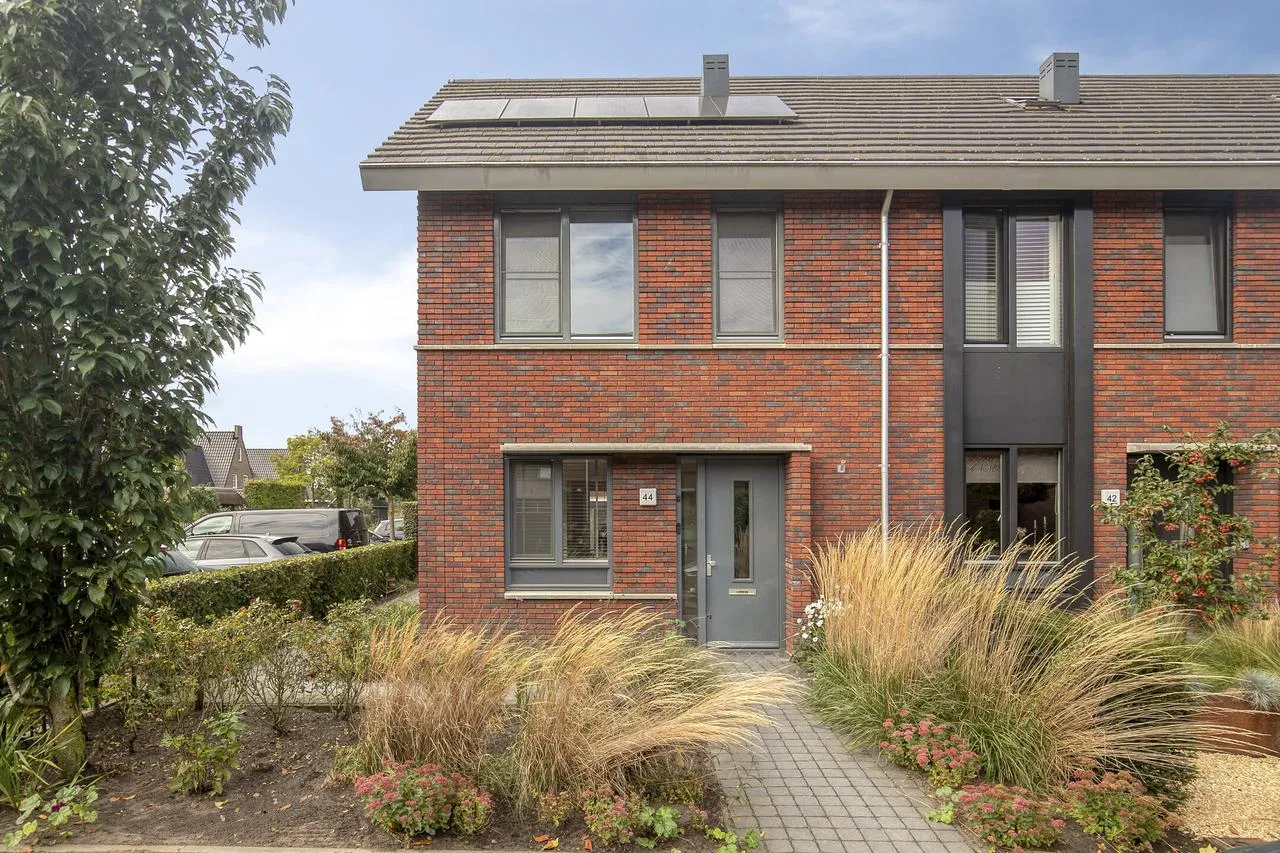Hoekwoning te koop: Schoolstraat 44, Ederveen