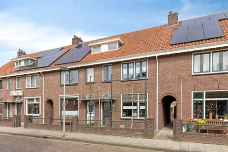 Tussenwoning te koop: Schoolstraat 49, Centrum-Goor Goor