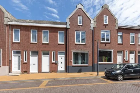 Tussenwoning te koop: Schoolstraat 5, Waubach Landgraaf