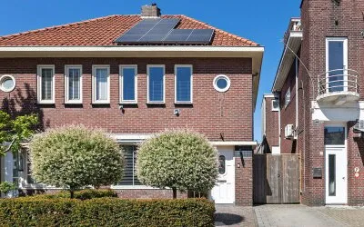 Twee-onder-één-kap te koop: Schoolstraat 63, Wonde en omgeving Almelo