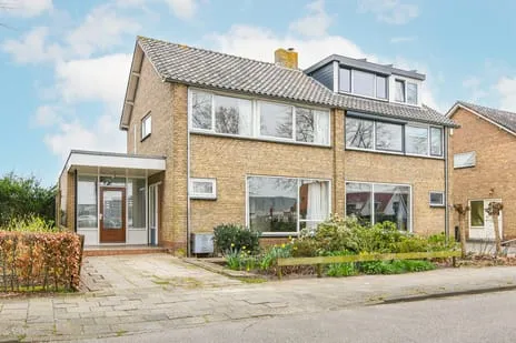 Twee-onder-één-kap te koop: Schoolstraat 69, Nieuw-Vennep West Nieuw-Vennep