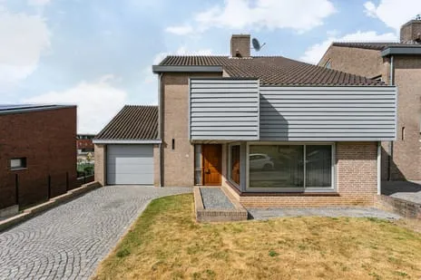 Twee-onder-één-kap te koop: Schoolstraat 7, Schinveld Schinveld