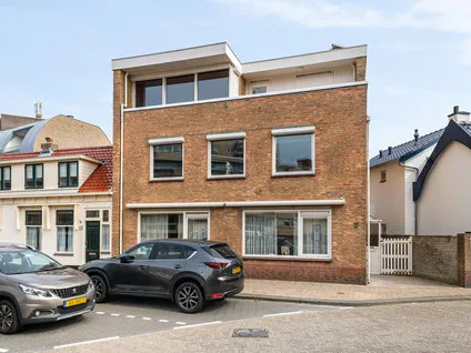Tussenwoning te koop: Schoolstraat 77, Noordwijk