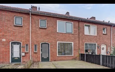 Tussenwoning te koop: Schoolstraat 88, Ossenkoppelerhoek Midden Noord Almelo