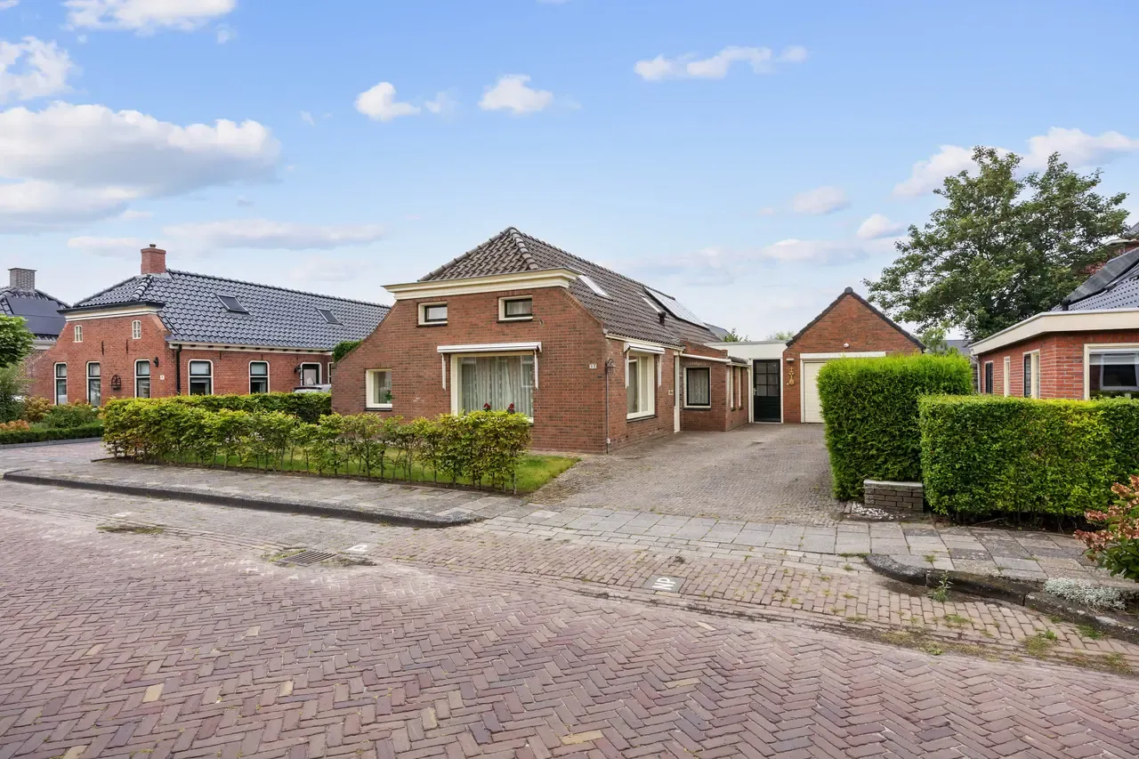 Vrijstaande woning te koop: Schoolstraat 92, Uithuizen