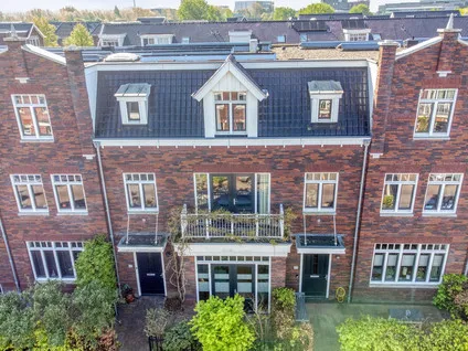Tussenwoning te koop: Schoonzicht 21, Nieuw-Rhijngeest Oegstgeest