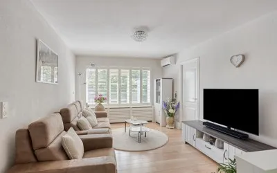 Apartment for sale: Schoorlstraat 199, Werengouw-Midden Amsterdam
