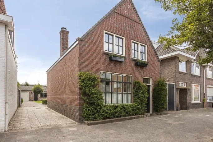 Vrijstaande woning te koop: Schootsestraat 92, Schoot Eindhoven