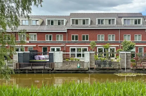 Tussenwoning te koop: Schootsveld 13, Legmeer Uithoorn