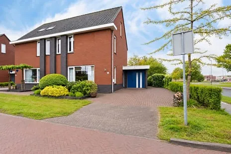Twee-onder-één-kap te koop: Schor 16, Kwelderland Delfzijl