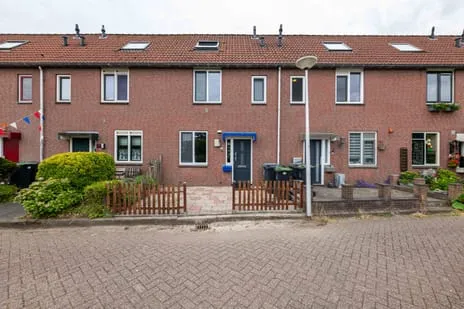 Tussenwoning te koop: Schorpioen 9, Koele Nacht Hellevoetsluis