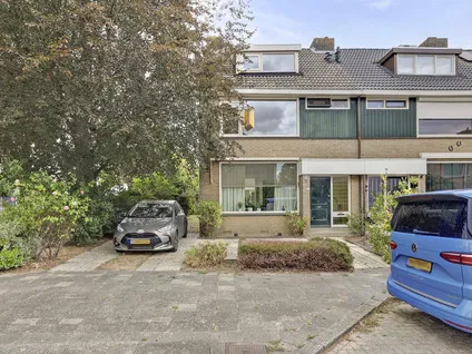 Corner house for sale: Schorpioenstraat 16, Sterrenkwartier-Midden Spijkenisse