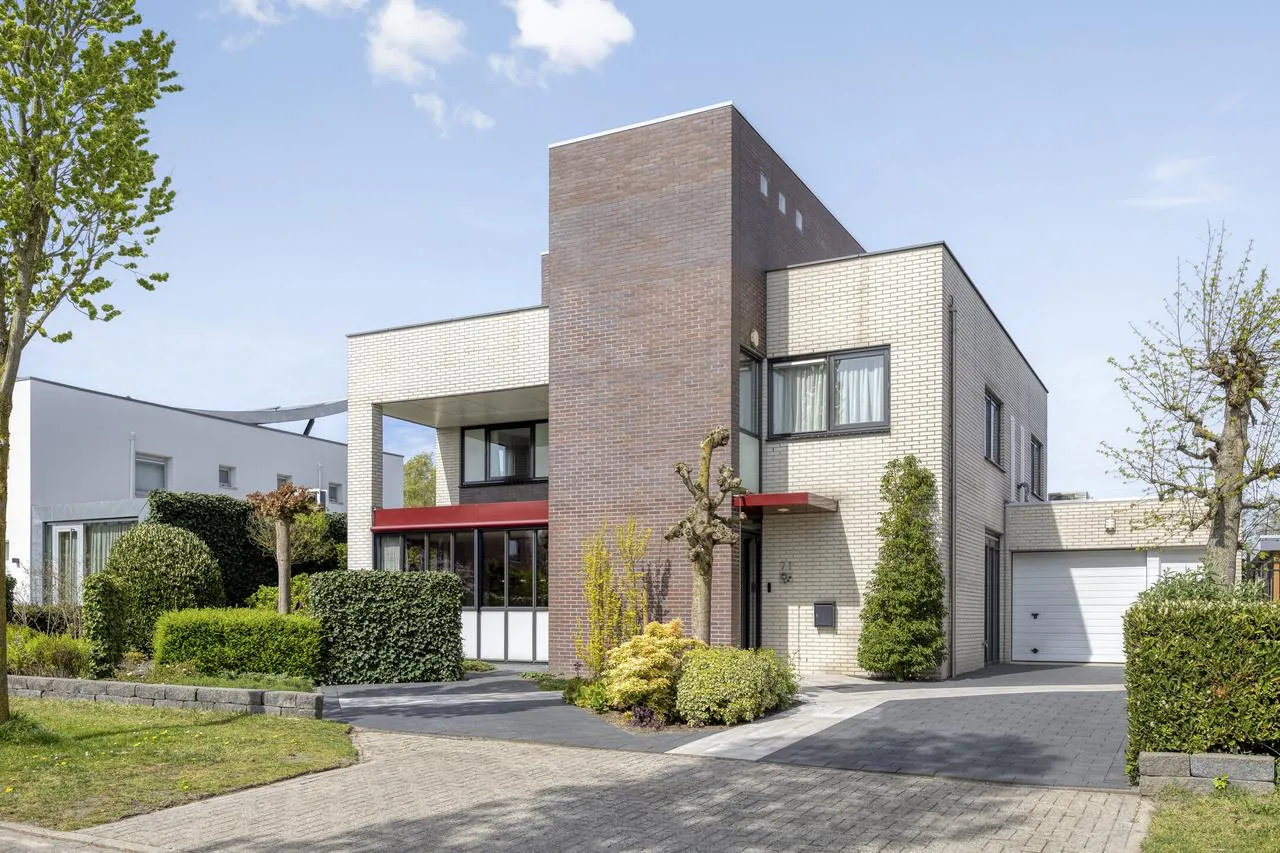 Vrijstaande woning te koop: Schorrenkruid 71, Bergen Op Zoom