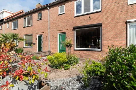 Tussenwoning te koop: Schoterstraat 6, Zevenhoven Zevenhoven
