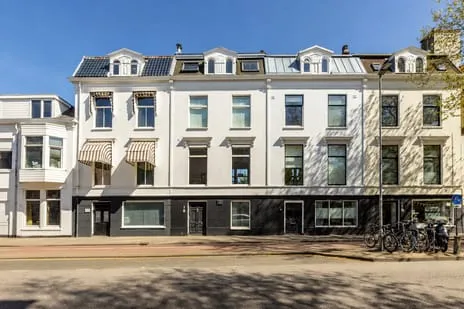 Tussenwoning te koop: Schoterweg 20, Patrimoniumbuurt Haarlem