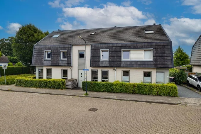 Terraced house for sale: Schotweg 69, Driehuizen Apeldoorn