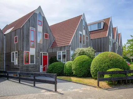 Terraced house for sale: Schoudieck 14, Den Burg Den Burg