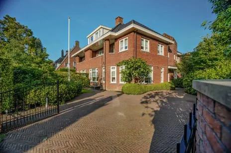 Twee-onder-één-kap te koop: Schout bij Nacht Doormanlaan 12, Drie Papegaaien Wassenaar