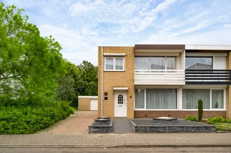 Hoekwoning te koop: Schout Offermanstraat 49, Tegelarijeveld-Broekhin Roermond