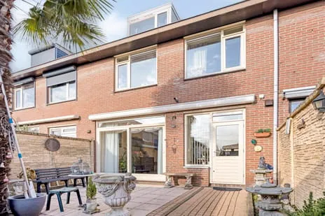 Tussenwoning te koop: Schout Eeuwoutstraat 46, Pernis Pernis Rotterdam