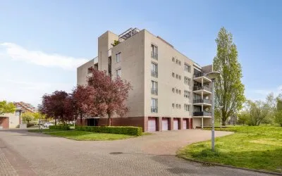 Appartement te koop: Schout van Raesfeltstraat 107, Maasoever 'S-Hertogenbosch