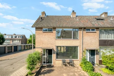 Corner house for sale: Schoutenlaan 20, Pijnacker Noord Pijnacker