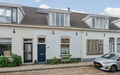 Tussenwoning te koop: Schoutenweg 30, Oosterstraat Deventer