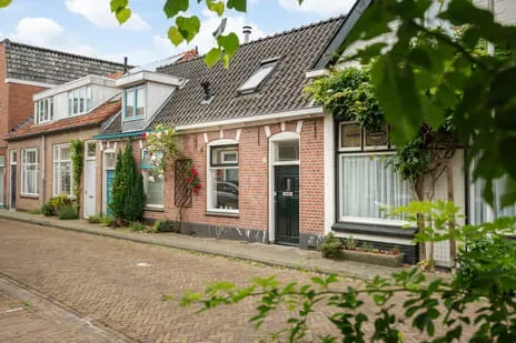 Tussenwoning te koop: Schoutenweg 31, Oosterstraat Deventer