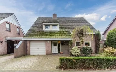 Twee-onder-één-kap te koop: Schoutstraat 34, Loovelt Oss