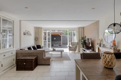 Terraced house for sale: Schouw 38, Oud-Beijerland Zoomwijck Oud-Beijerland