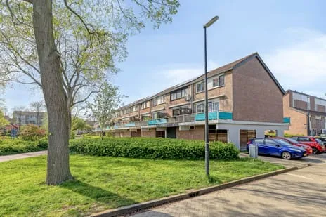 Tussenwoning te koop: Schouw 7, Botenbuurt Schiedam