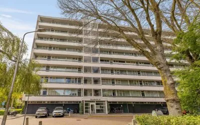 Appartement te koop: Schouwenselaan 69, Vredeveldbuurt Amstelveen